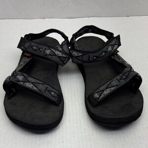 Teva Black Grey Strapped Outdoor Sandals, women’s SZ 9, box 22